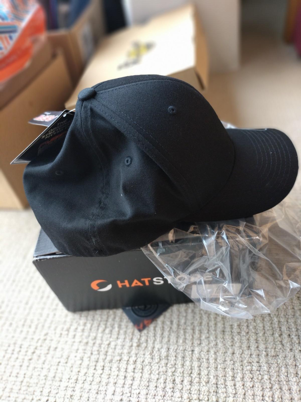 NEW FLEXFIT YUPOONG CAP FITTED CLASSIC BASEBALL CAP FLEXIFIT PEAK HAT XL-XXL