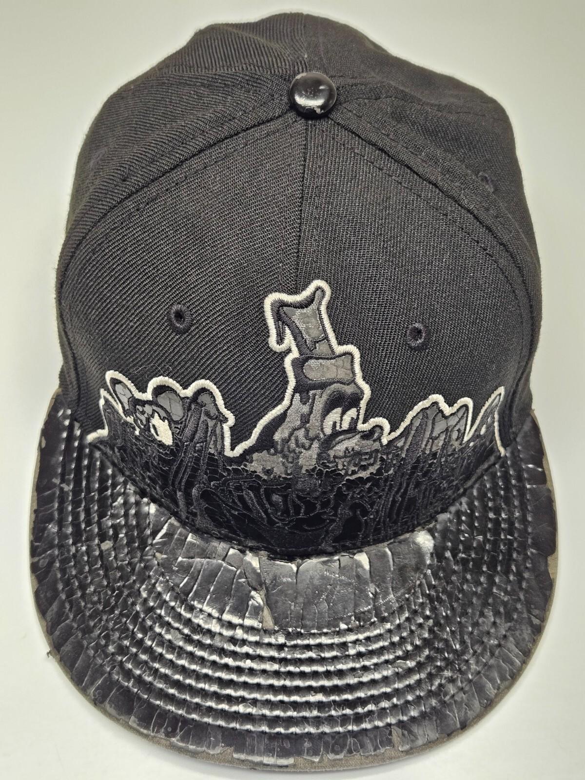 Mickey Mouse "LONESOME GHOSTS" RARE Black New Era 59Fifty Fitted Hat Size 7 5/8 view 2