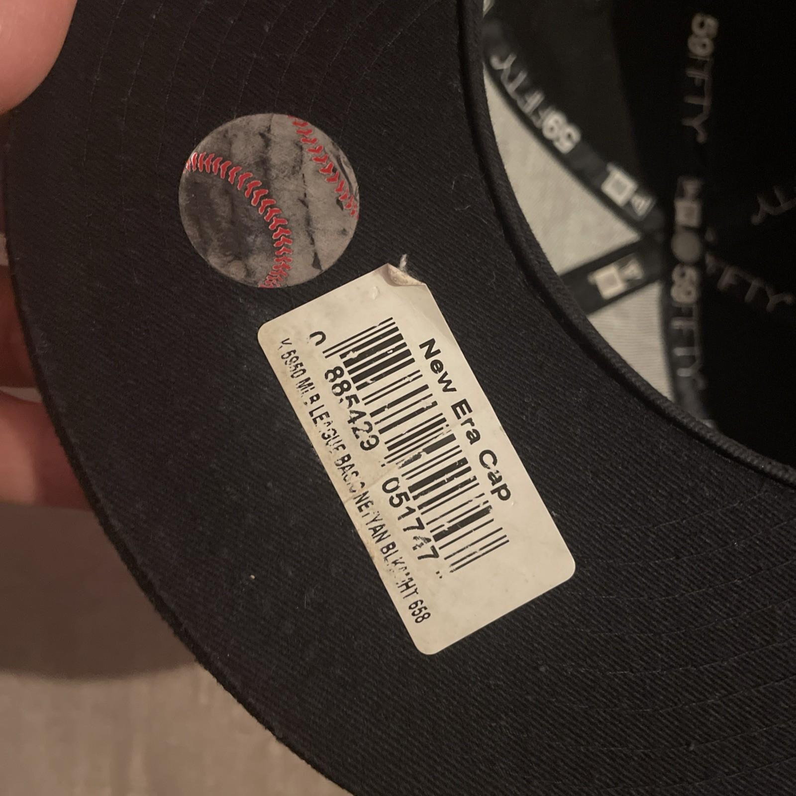 New York Yankees FRSH X Bad Bunny X MLB Navy 59FIFTY Fitted Hat Size 7 1/8 view 6