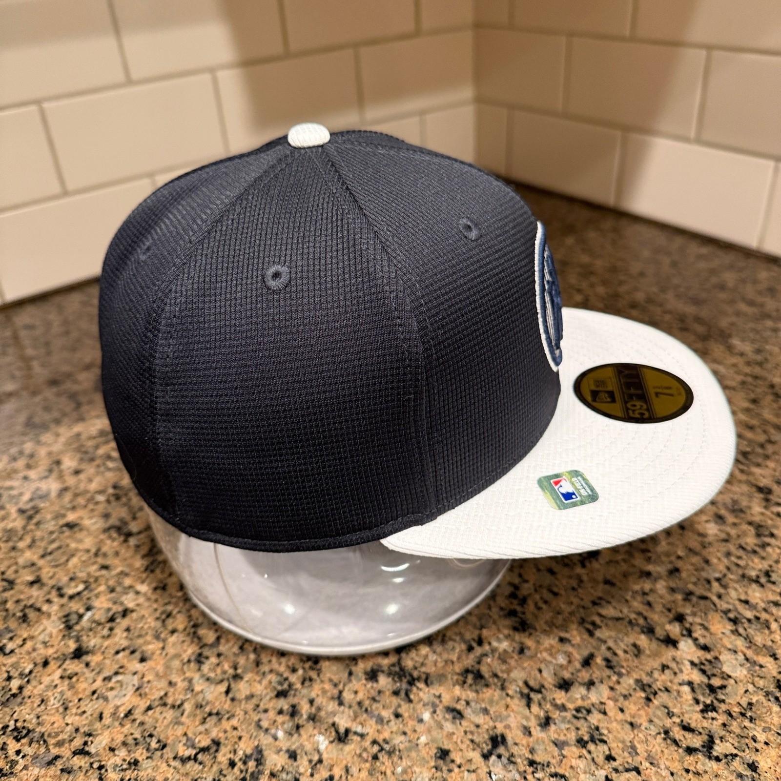 New York Yankees New Era 59FIFTY Fitted Hat Navy White Size 7 3/8 MLB On-Field view 5
