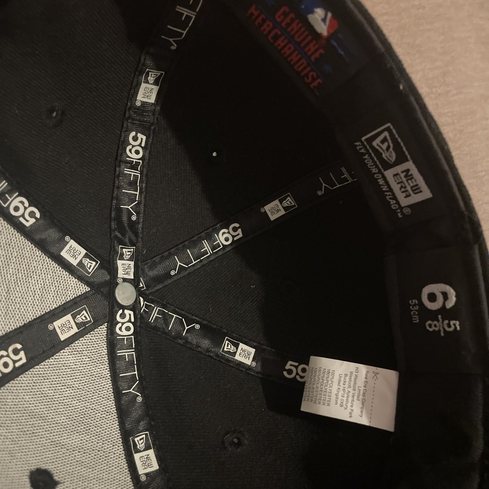 New York Yankees FRSH X Bad Bunny X MLB Navy 59FIFTY Fitted Hat Size 7 1/8 view 8