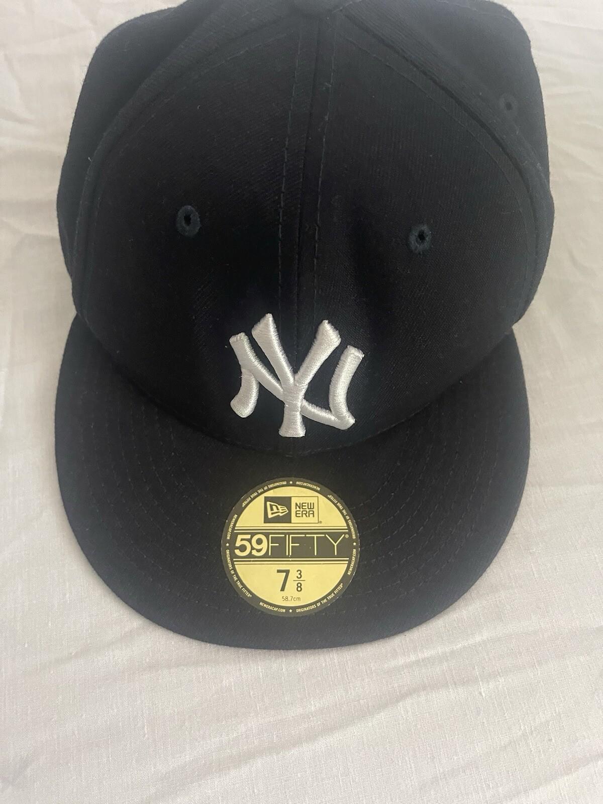 New York Yankees Size 7 3/8 Navy/Gold New Era 59FIFTY Fitted Cap , Baseball Cap.