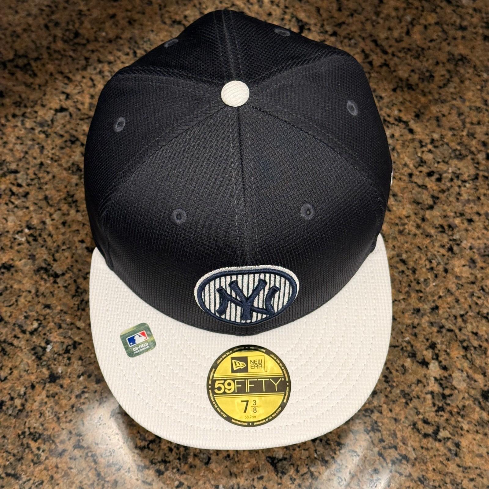 New York Yankees New Era 59FIFTY Fitted Hat Navy White Size 7 3/8 MLB On-Field view 6