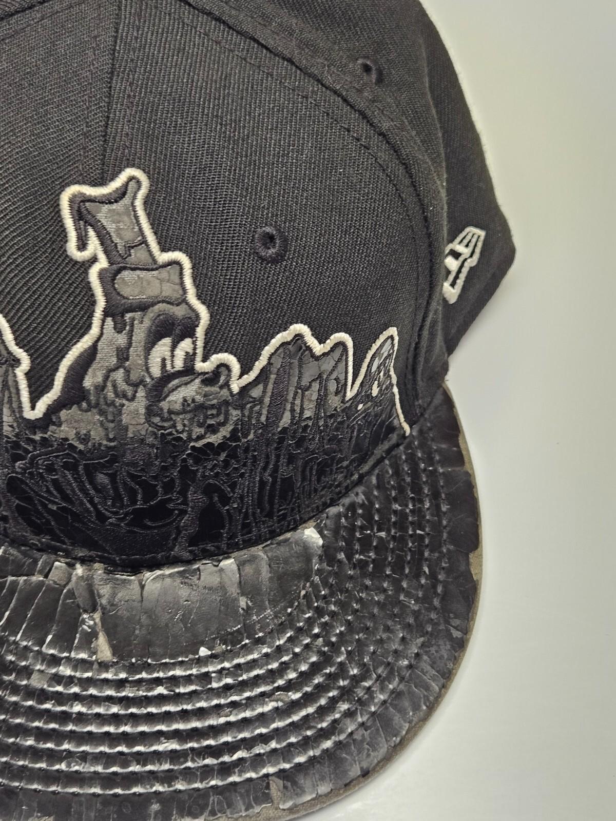 Mickey Mouse "LONESOME GHOSTS" RARE Black New Era 59Fifty Fitted Hat Size 7 5/8 view 22