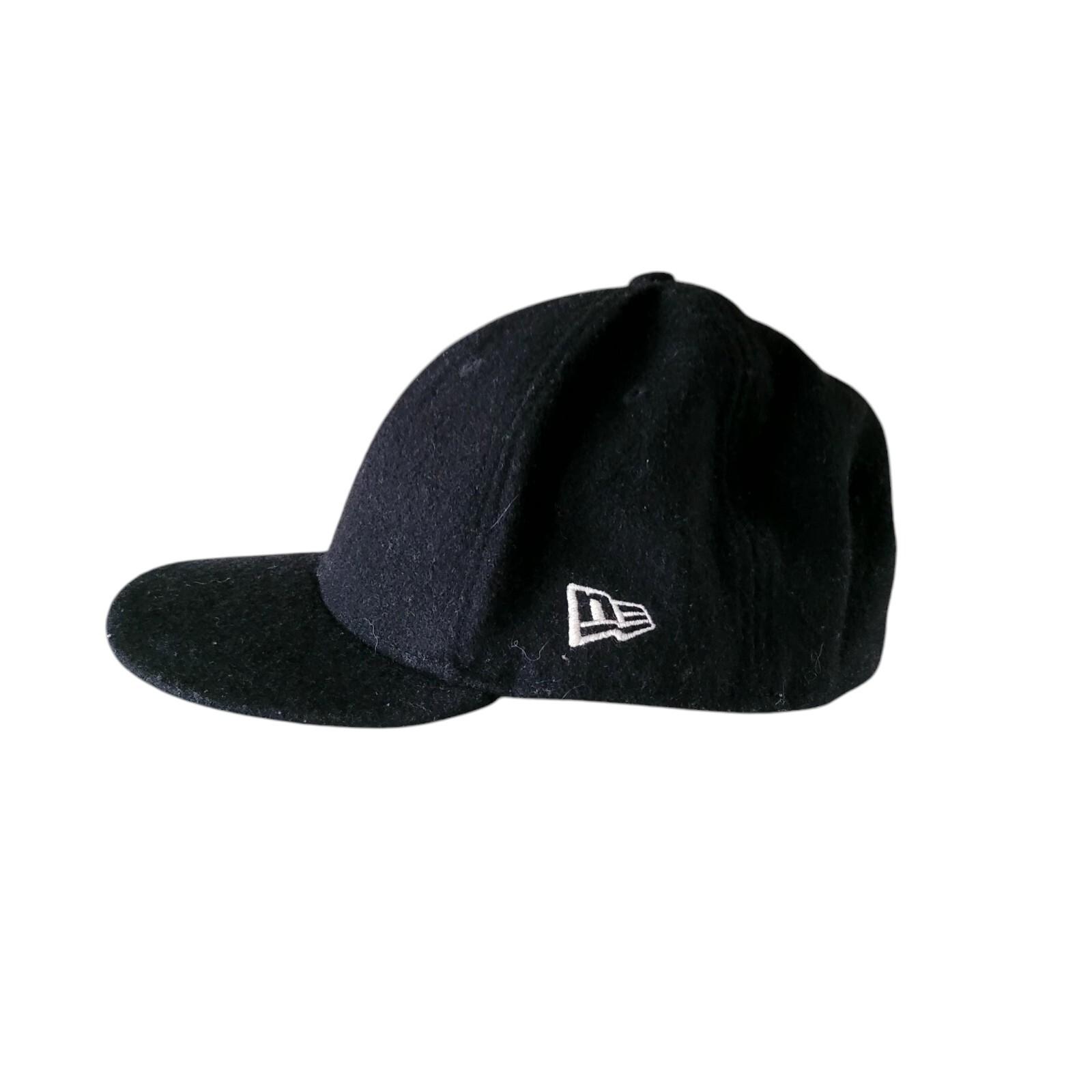 New Era 59FIFTY Black Wool Fitted Hat 7 3/8