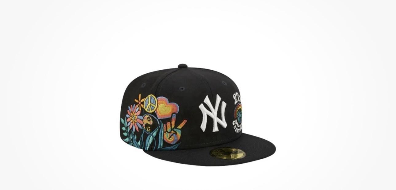 New Era New York Yankees Groovy 59FIFTY Fitted Blue Undervisor Size 7 3/8 view 3